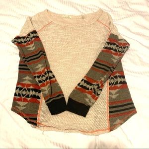 ⚡️2 for $25⚡️Tea N Rose Sweater Size Small